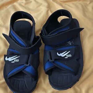 Air Iss neoprene after dive sandals.